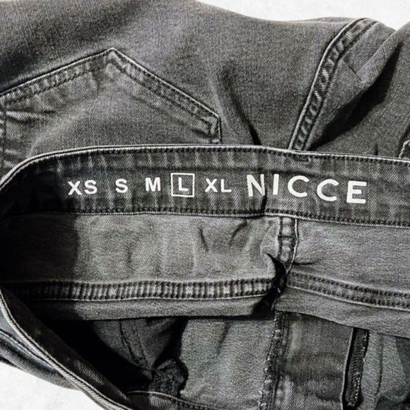 NICCE Men’s Sz L 32" Waist Washed Black Skinny Fit Jeans Back Logo RIPPED!‎ - Picture 3 of 14